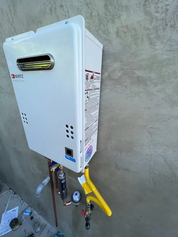 Tankless water heater installation for East Central North homes